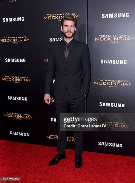 Liam Hemsworth attends "The Hunger Games: Mockingjay- Part 2" premiere at AMC Loews Lincoln Square 13 theater on November 18, 2015 in New York City.