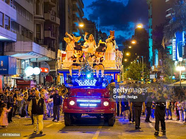 queens in the inaugural parade in montevideo, uruguay - uruguay carnival stock pictures, royalty-free photos & images