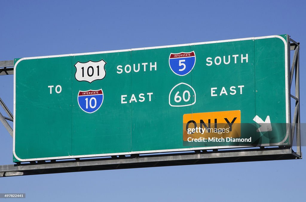 Freeway directional sign