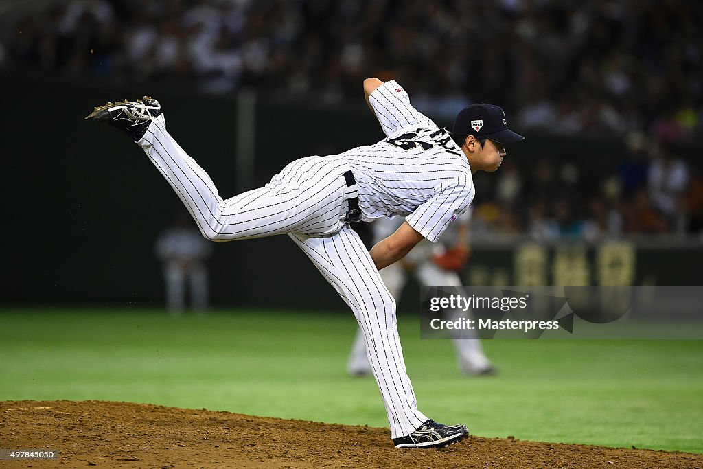 South Korea v Japan - WBSC Premier 12 Semi Final