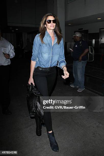 Cindy Crawford is seen at LAX on November 18, 2015 in Los Angeles, California.