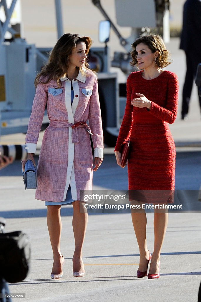 Spanish Royals Receive Jordan Royals at Madrid Airport