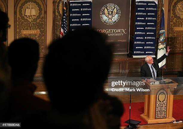 Republican Presidential candidate Sen. Bernie Sanders waves to students after speaking about combating ISIS and democratic socialism atÊGeorgetown...