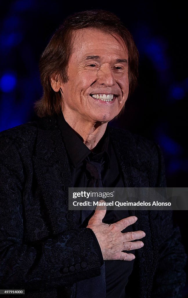 Reaphael Singer Spanish singer Raphael performs in concert at the Palau de les Arts ...