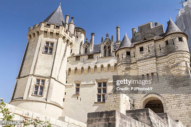 saumur castle - loire valley (france) - the loire river stock pictures, royalty-free photos & images