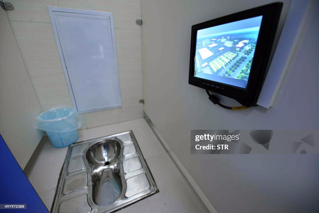 CHINA-TOILET-LIFESTYLE-TECHNOLOGY