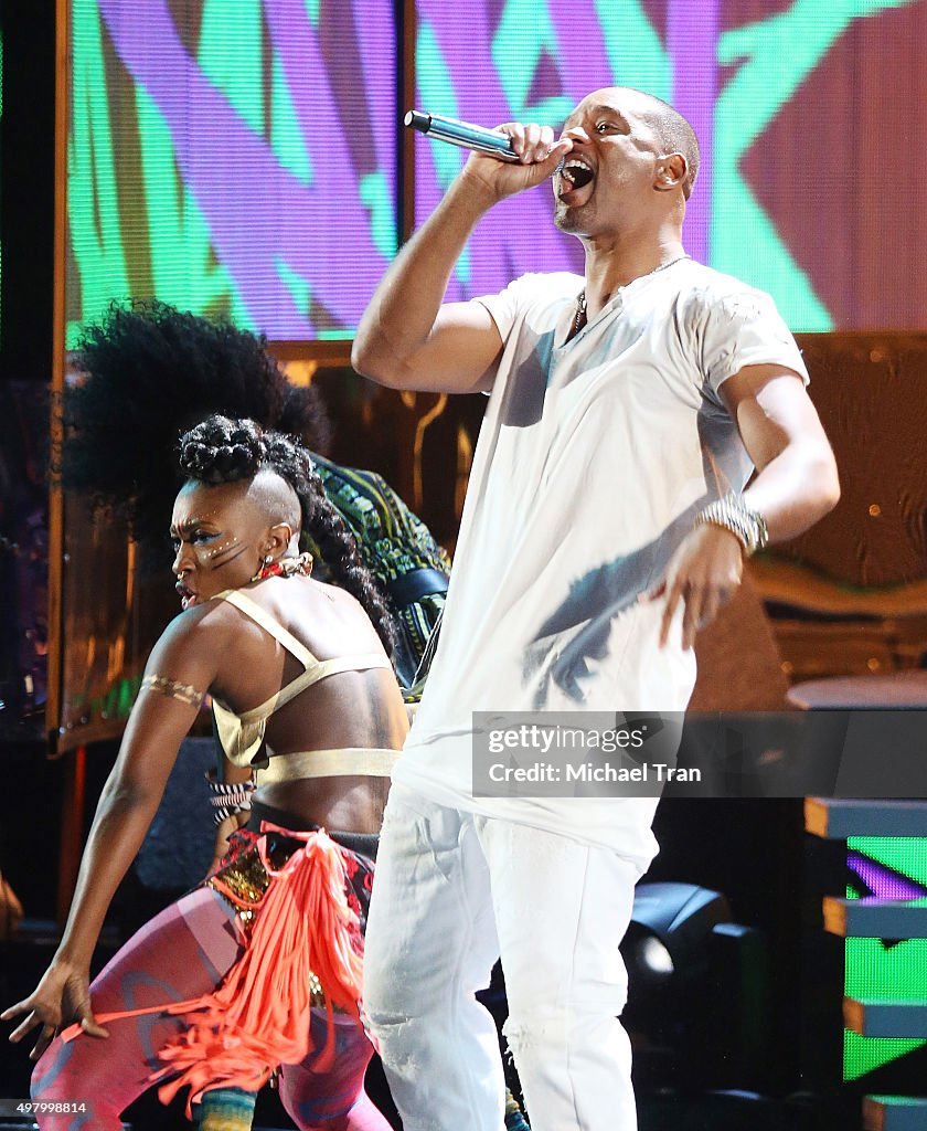 16th Annual Latin GRAMMY Awards - Show