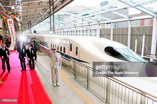 New Tokaido Shinkansen bullet train 'N700' departs at Shin Osaka Station on July 1, 2007 in Osaka, Japan.