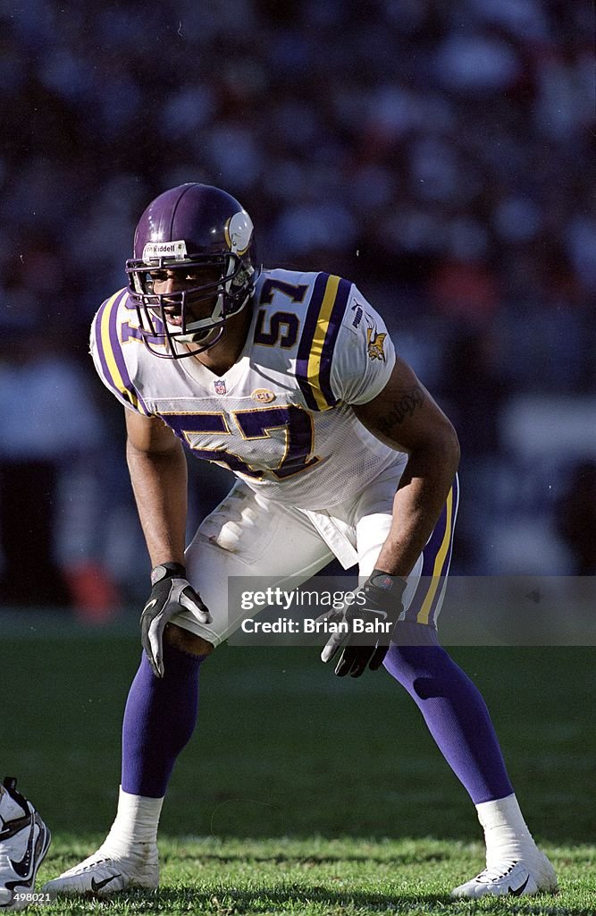 Dwight Rudd Dwayne Rudd of the Minnesota Vikings gets ready to move on the field ...