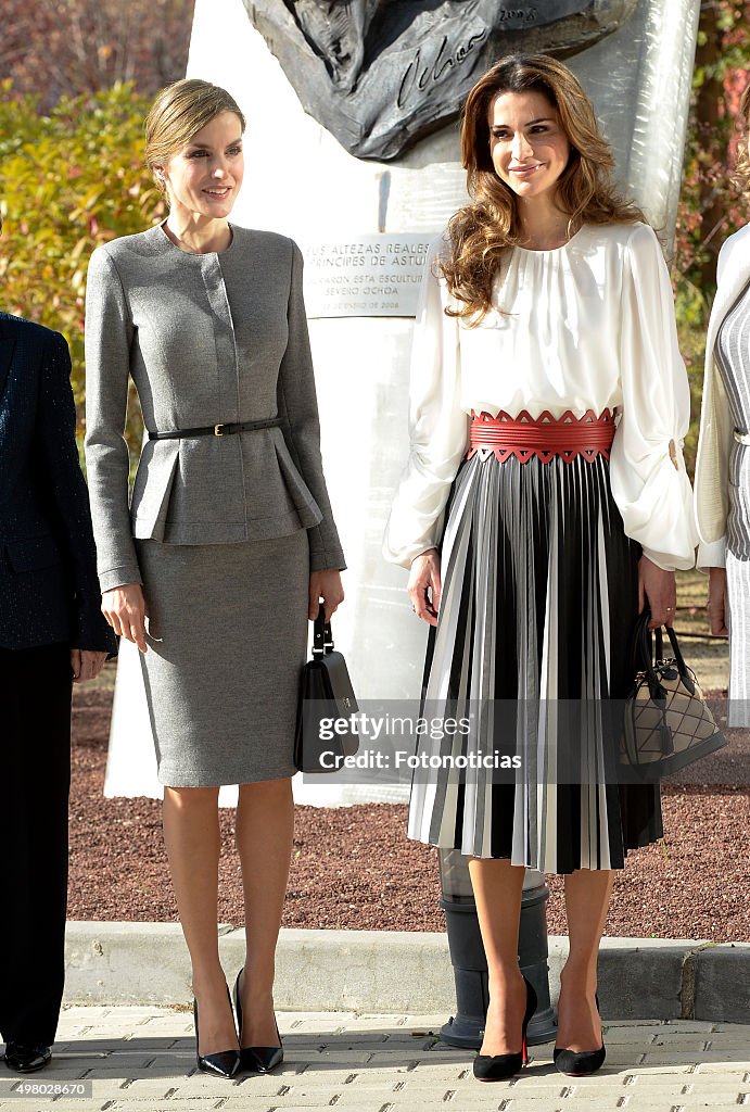 Queen Letizia of Spain and Queen Rania of Jordan Visit a Molecular Biology Centre