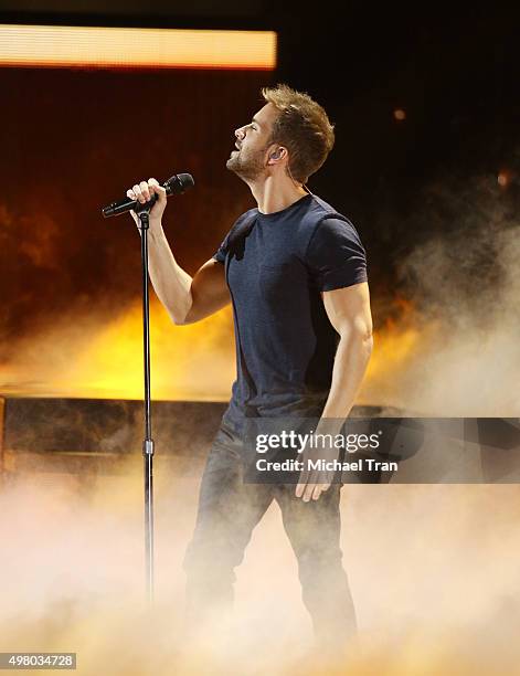 Pablo Alboran performs onstage during the 16th Annual Latin GRAMMY Awards held at MGM Grand Garden Arena on November 19, 2015 in Las Vegas, Nevada.