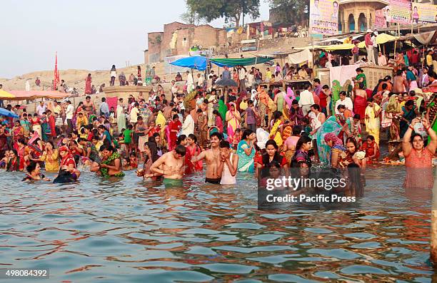 Example Duj Duj Photos and Premium High Res Pictures - Getty Images