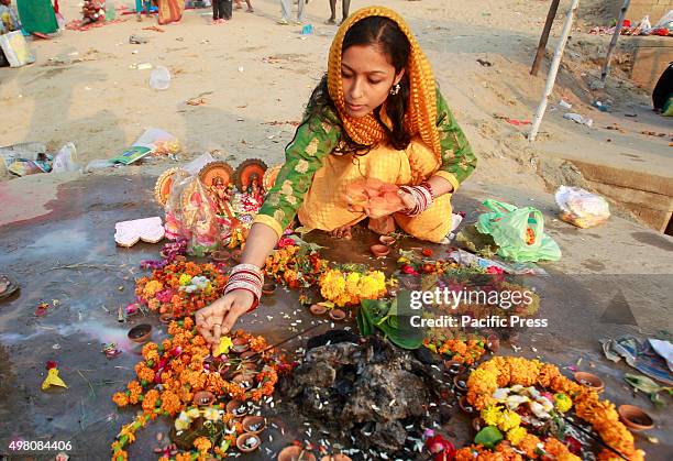 Example Duj Duj Photos and Premium High Res Pictures - Getty Images