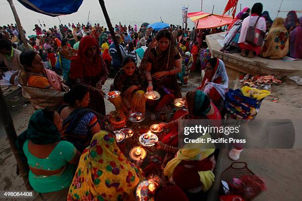 Example Duj Duj Photos and Premium High Res Pictures - Getty Images