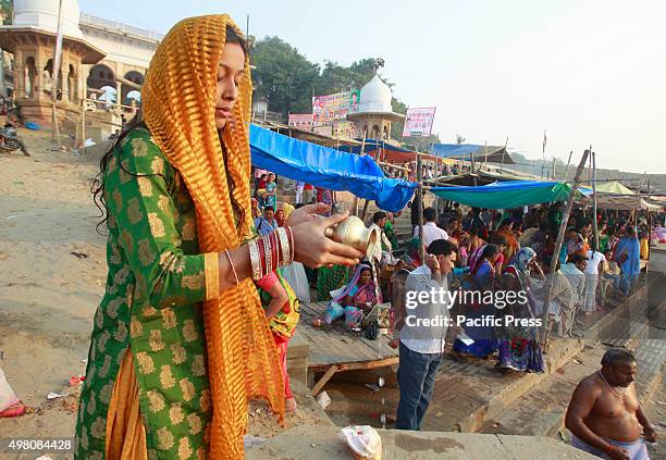 Example Duj Duj Photos and Premium High Res Pictures - Getty Images