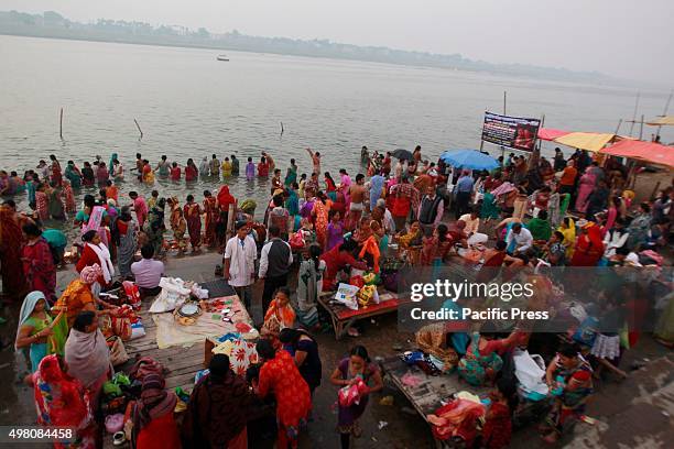 Example Duj Duj Photos and Premium High Res Pictures - Getty Images