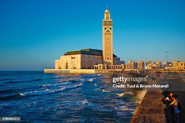 morocco, casablanca, hassan ii mosque - casablanca photos et images de collection