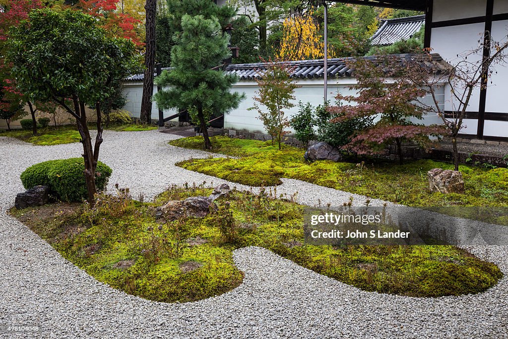 Rozan-ji temple was originally built in 938 on Mt Hiei, in...