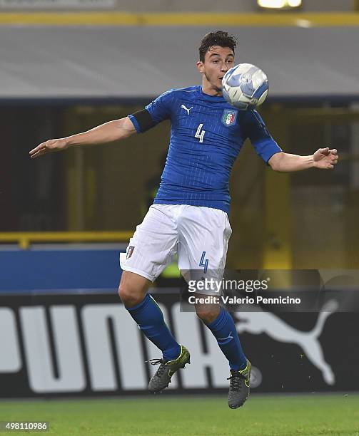 Matteo Darmian of Italy in action during the international friendly match between Italy and Romania at Stadio Renato Dall'Ara on November 17, 2015 in...