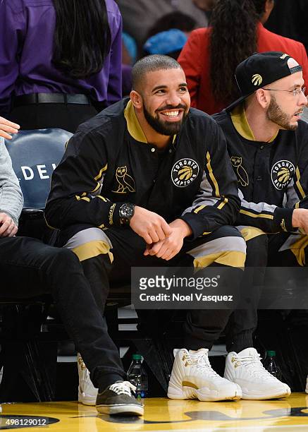 Drake attends a basketball game between the Toronto Raptors and the Los Angeles Lakers at Staples Center on November 20, 2015 in Los Angeles,...