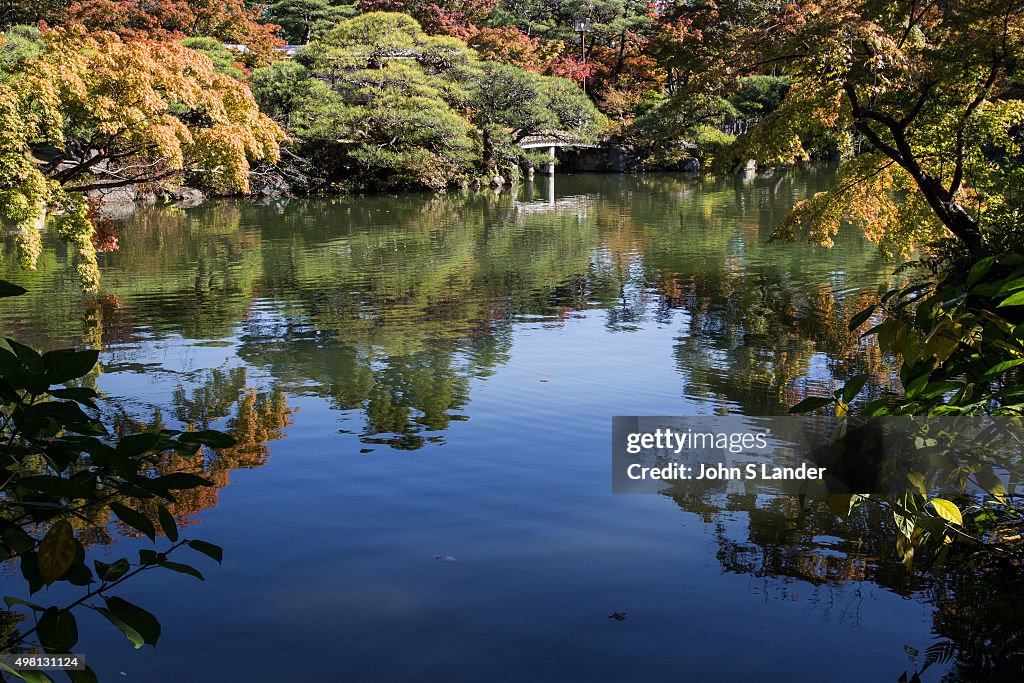 Sorakuen was once the residence of Taijiro Kodera.  This...