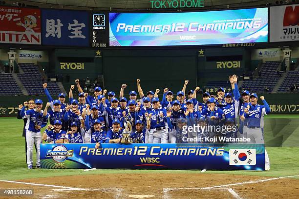 South Korea team pose for team photos after wininng the WBSC Premier 12 final match between South Korea and the United States at the Tokyo Dome on...