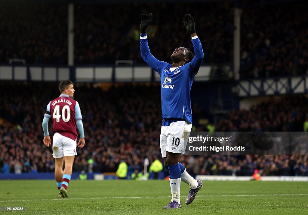 Everton v Aston Villa - Premier League