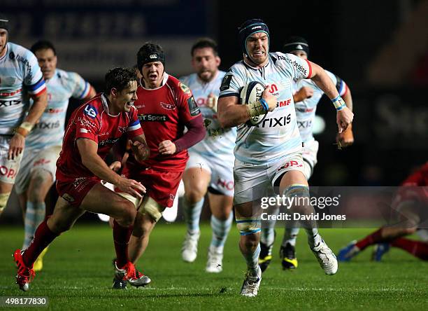 Bernard Le Roux of Racing 92 evades Aled Thomas of Scarlets during the European Rugby Champions Cup match between Scarlets and Racing 92 at the Parc...