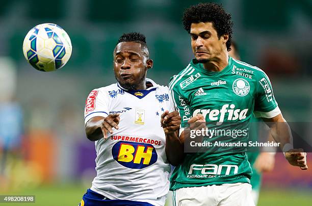 Willians of Cruzeiro and Egidio of Palmeiras in action during the match between Palmeiras and Cruzeiro for the Brazilian Series A 2015 at Allianz...