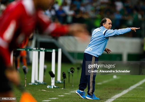Marcelo Oliveira, head coach of Palmeiras in action during the match between Palmeiras and Cruzeiro for the Brazilian Series A 2015 at Allianz Parque...