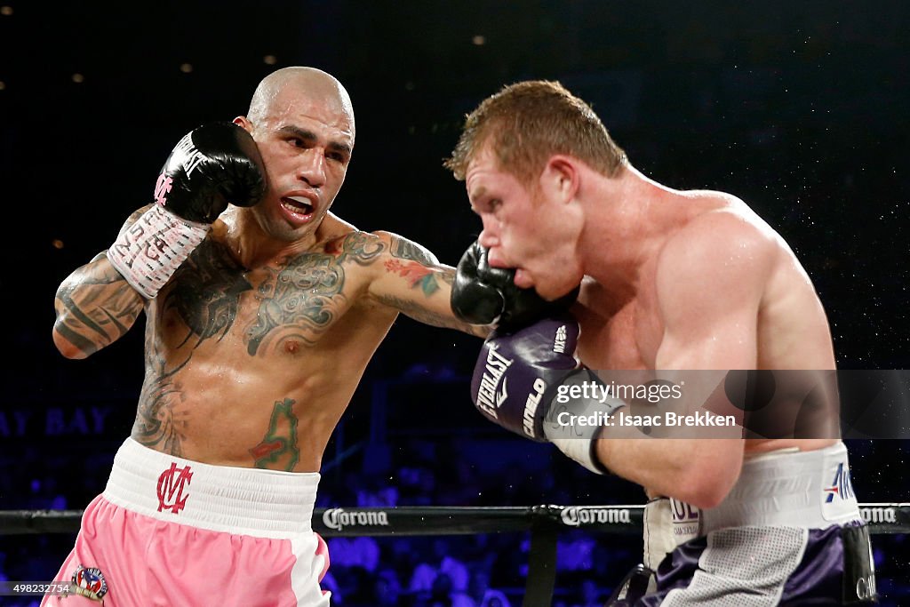 Miguel Cotto v Canelo Alvarez