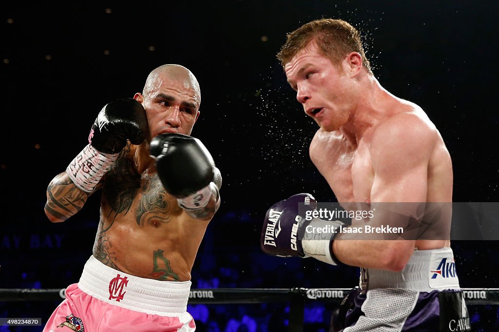 Miguel Cotto v Canelo Alvarez