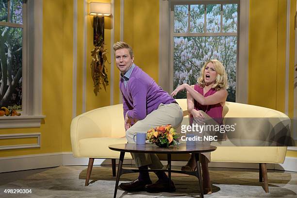 Matthew McConaughey" Episode 1689 -- Pictured: Taran Killam as Cory Chisholm and Cecily Strong as Gracelynn Chisholm during the "Right Side of the...