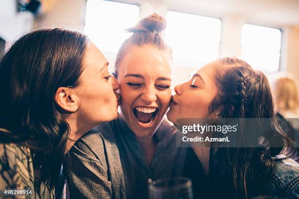 happy birthday! - bar girl stockfoto's en -beelden