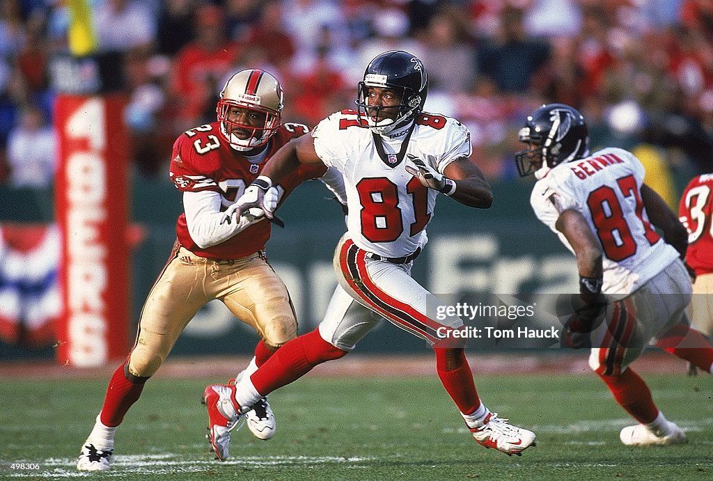 81 Mathis Terance Mathis of the Atlanta Falcons runs to catch the ball as... News ...