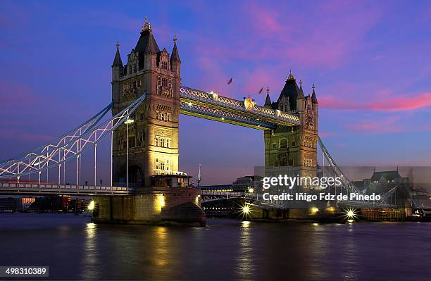 tower bridge - gran londres stock pictures, royalty-free photos & images