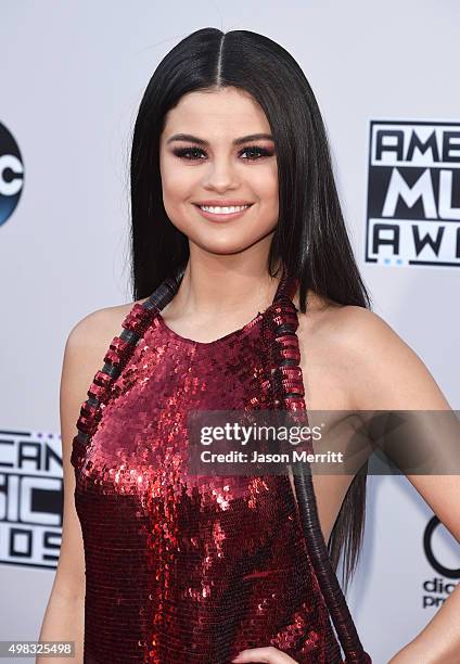 Recording artist Selena Gomez attends the 2015 American Music Awards at Microsoft Theater on November 22, 2015 in Los Angeles, California.