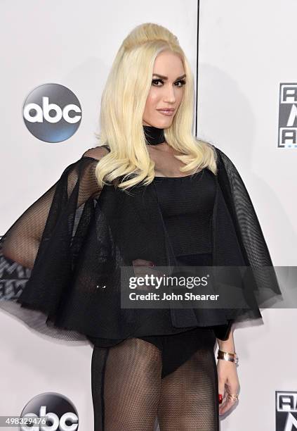 Recording artist Gwen Stefani attends the 2015 American Music Awards at Microsoft Theater on November 22, 2015 in Los Angeles, California.