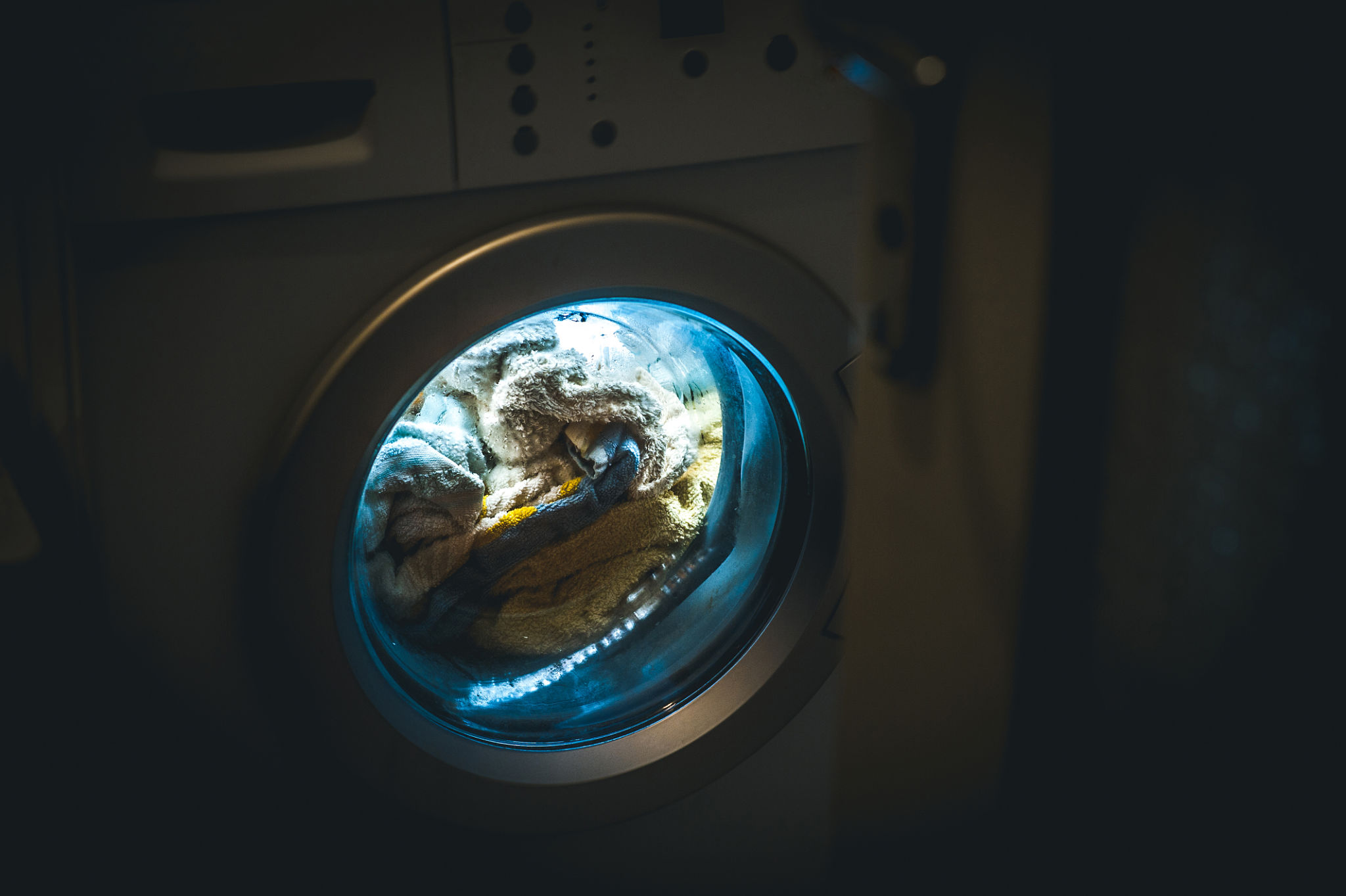 laundromat night