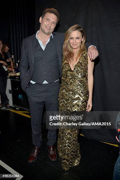 Actors Jeremy Sisto and Alicia Silverstone attend the 2015 American Music Awards at Microsoft Theater on November 22, 2015 in Los Angeles, California.