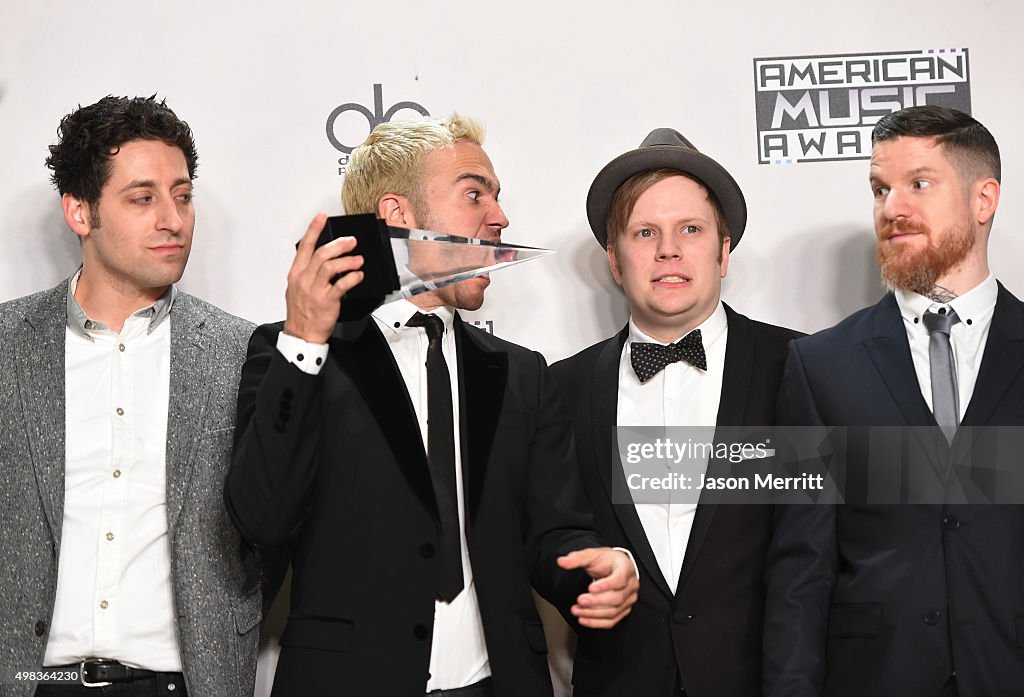 2015 American Music Awards - Press Room