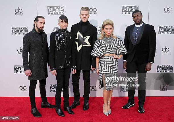 Singers Avi Kaplan, Mitch Grassi, Scott Hoying, Kirstin Maldonado and Kevin Olusola of musical group Pentatonix attend the 2015 American Music Awards...