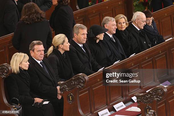 Doris Schroeder-Koepf, former Chancellor Gerhard Schroeder, Bettina Wulff, former German President Christian Wulff, Eva Koehler, former German...