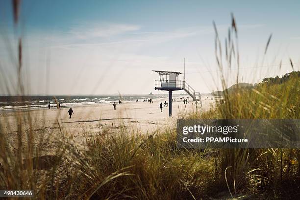 lifeguard hut on the beach - ahlbeck stock pictures, royalty-free photos & images