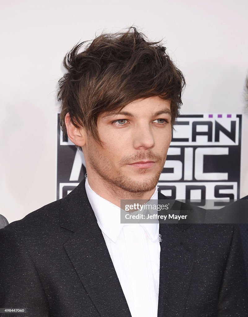 2015 American Music Awards - Arrivals