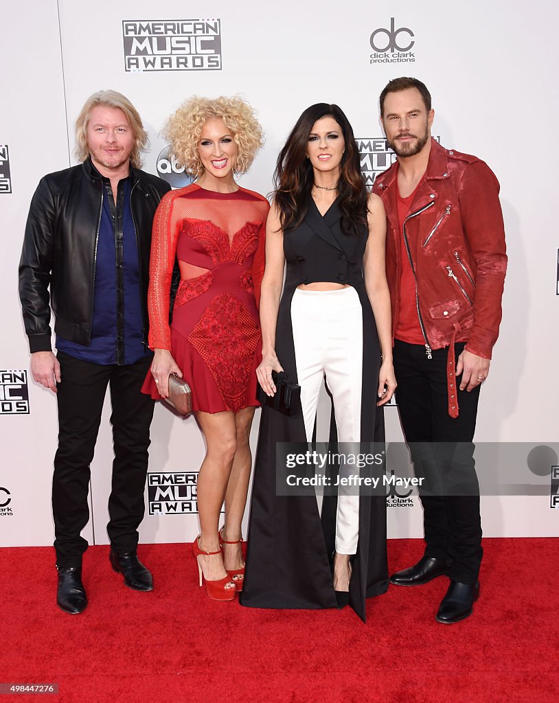 2015 American Music Awards - Arrivals