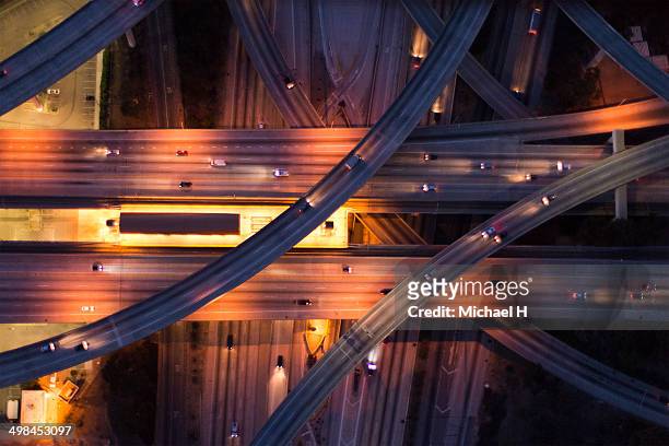 aerial view of the city overpass at dusk,la - mezzo di trasporto foto e immagini stock