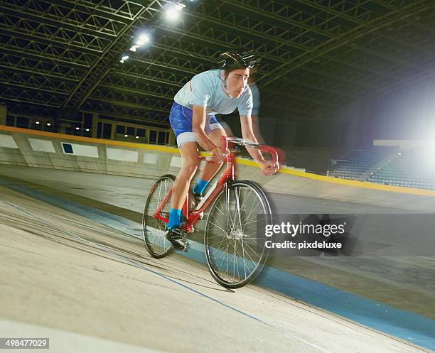 o fica a circulação sanguínea - pedal pumping - fotografias e filmes do acervo