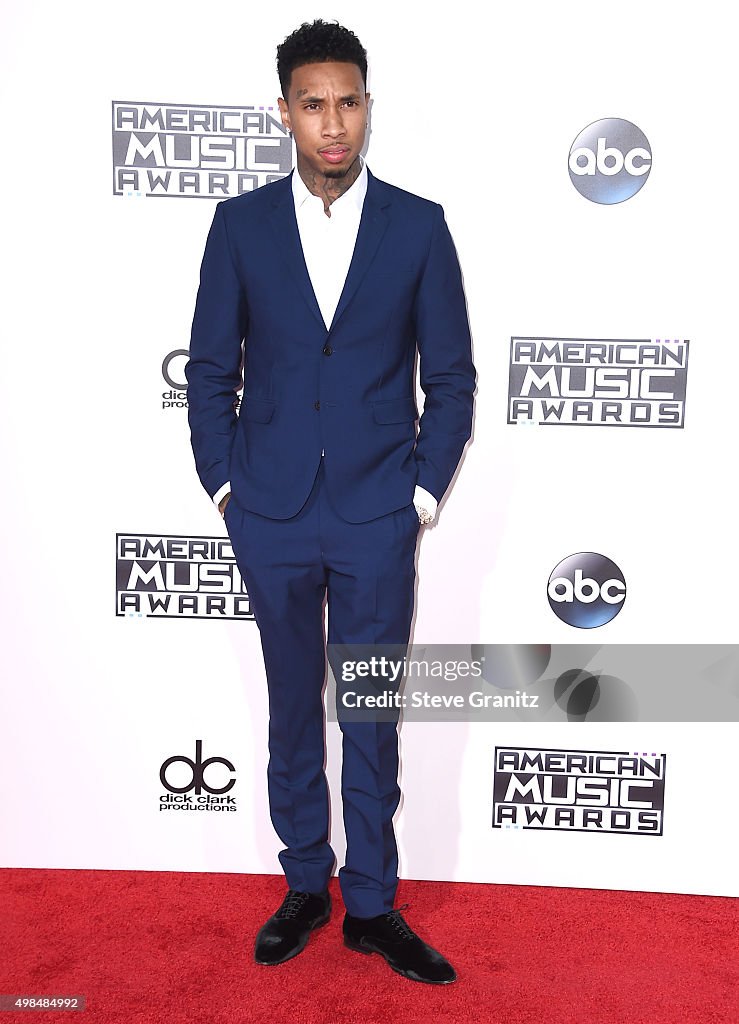 2015 American Music Awards - Arrivals