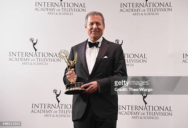 Special Directorate Award Recipient Chairman & CEO, Home Box Office Richard Plepler poses with his award during the 43rd International Emmy Awards at...